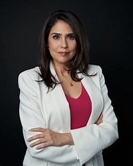 Carla Fernández - Compradora de Facebook